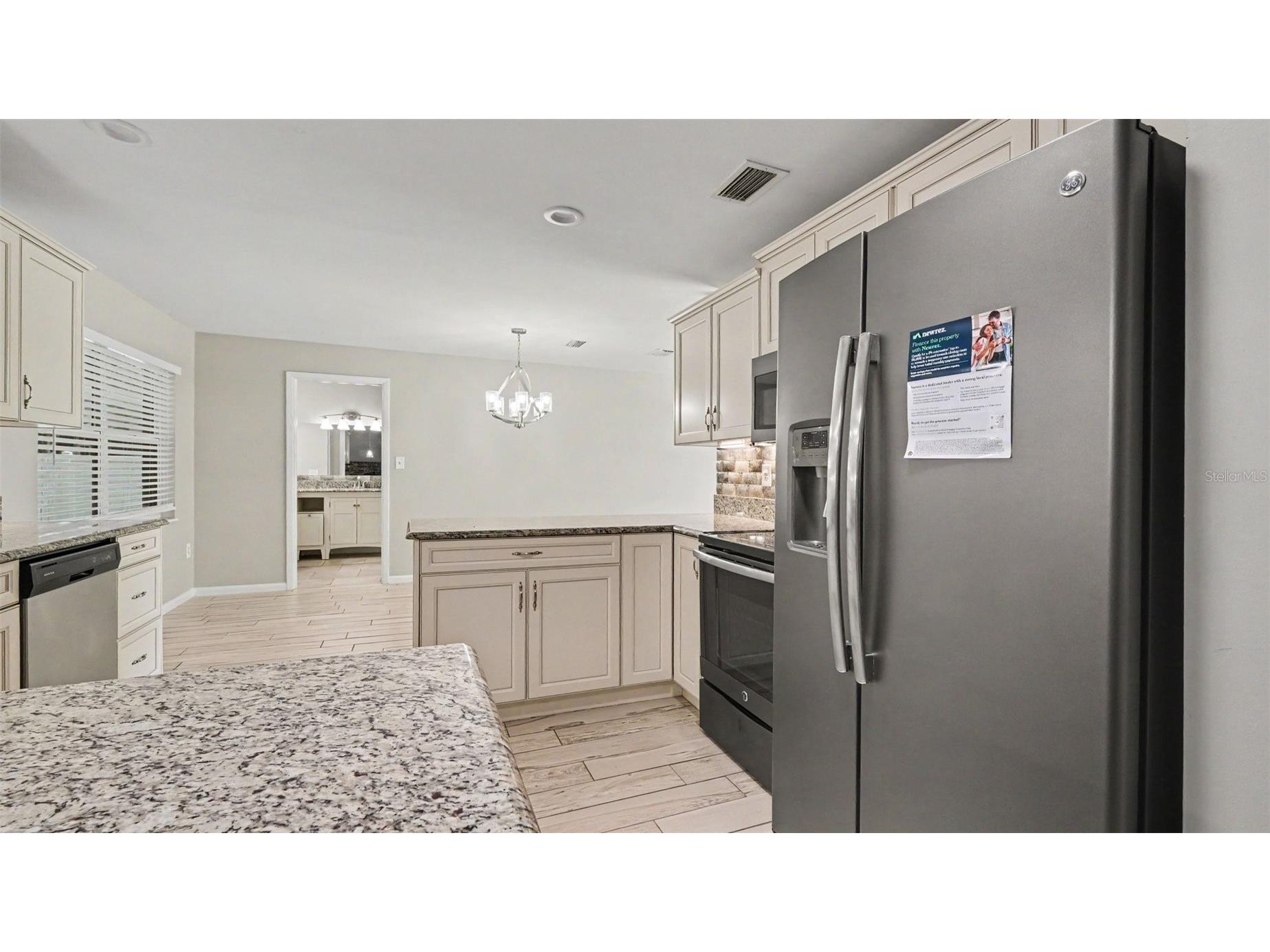 2135 NE 6th Place Ocala FL 34470 O6418856 image8
