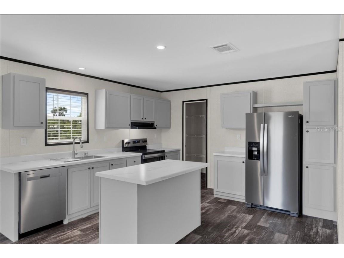 21351 Canal Drive Brooksville FL 34601 P4936949 image3