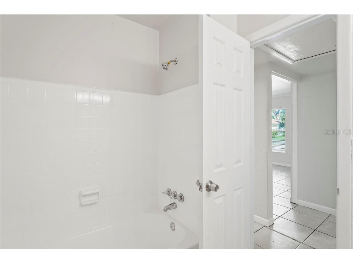 2136 67th Avenue S Saint Petersburg FL 33712 TB8442385 image16