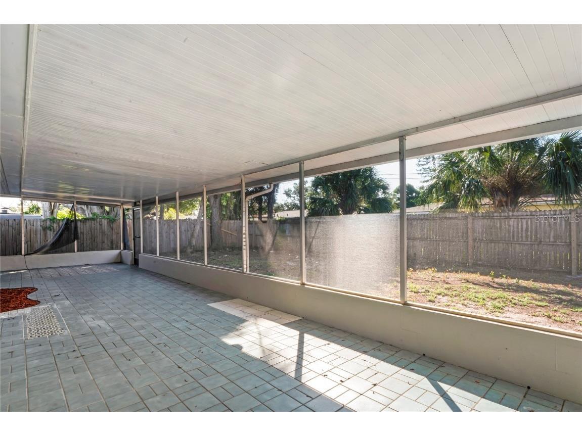 2136 67th Avenue S Saint Petersburg FL 33712 TB8442385 image19