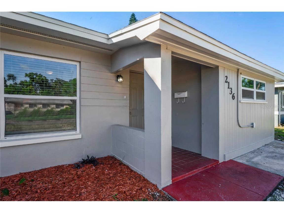 2136 67th Avenue S Saint Petersburg FL 33712 TB8442385 image2