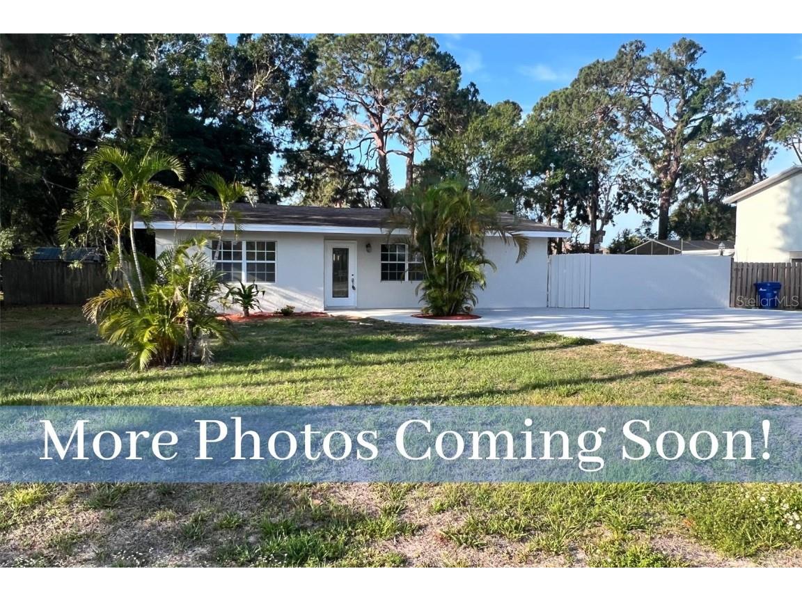 2136 Brueckner Drive Sarasota FL 34231 A4618321 image1