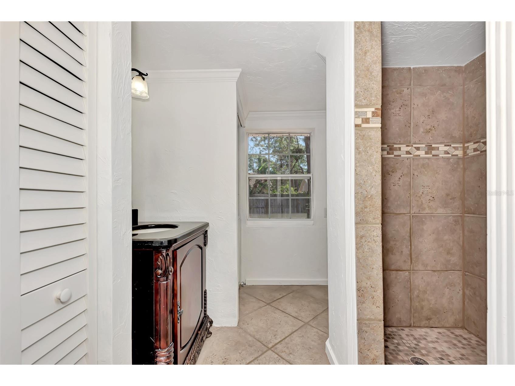2136 Brueckner Drive Sarasota FL 34231 A4699871 image20