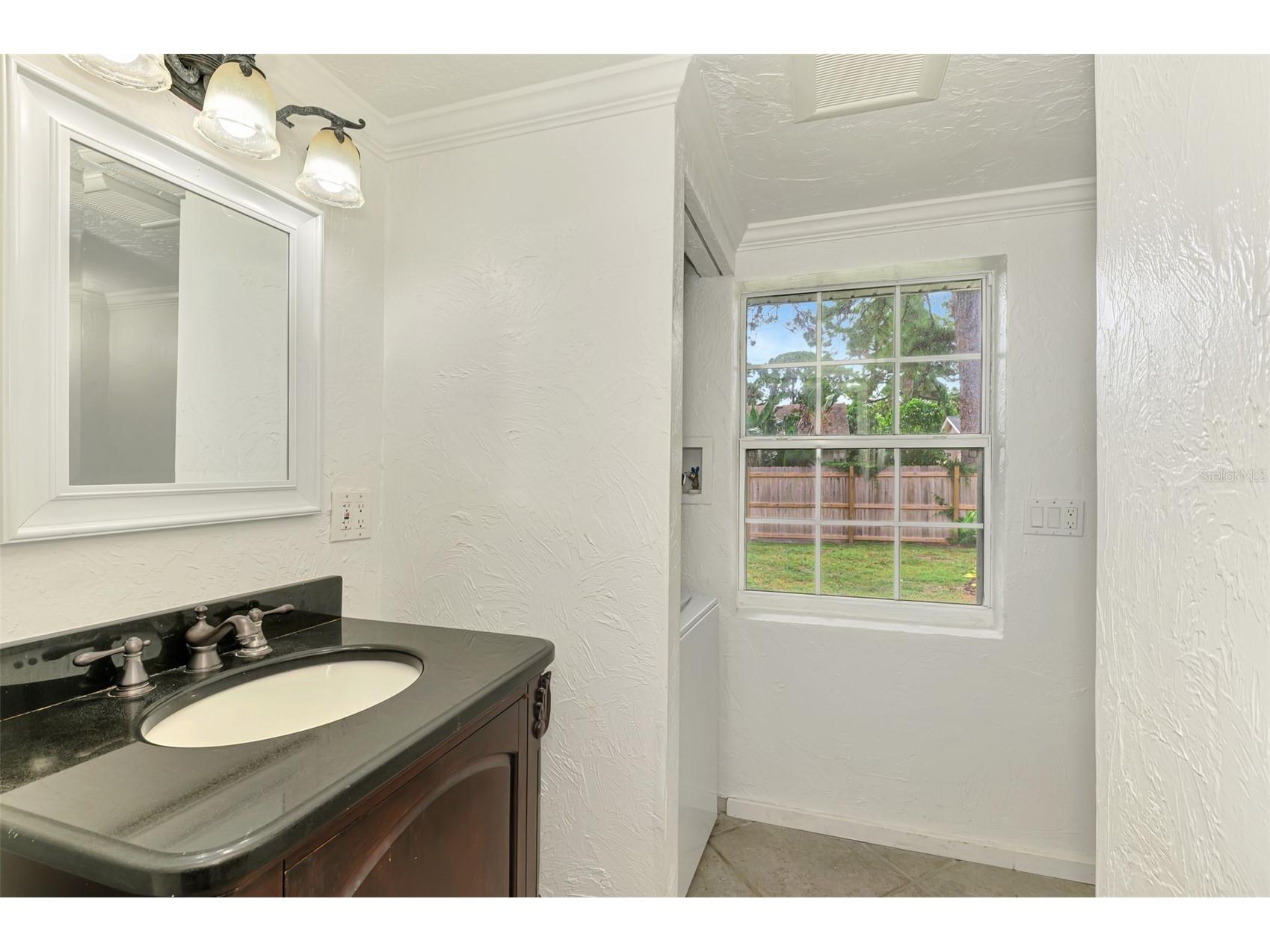 2136 Brueckner Drive Sarasota FL 34231 A4699871 image21
