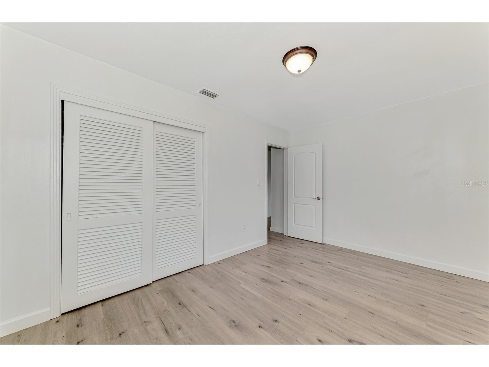 2136 Brueckner Drive Sarasota FL 34231 A4699871 image28
