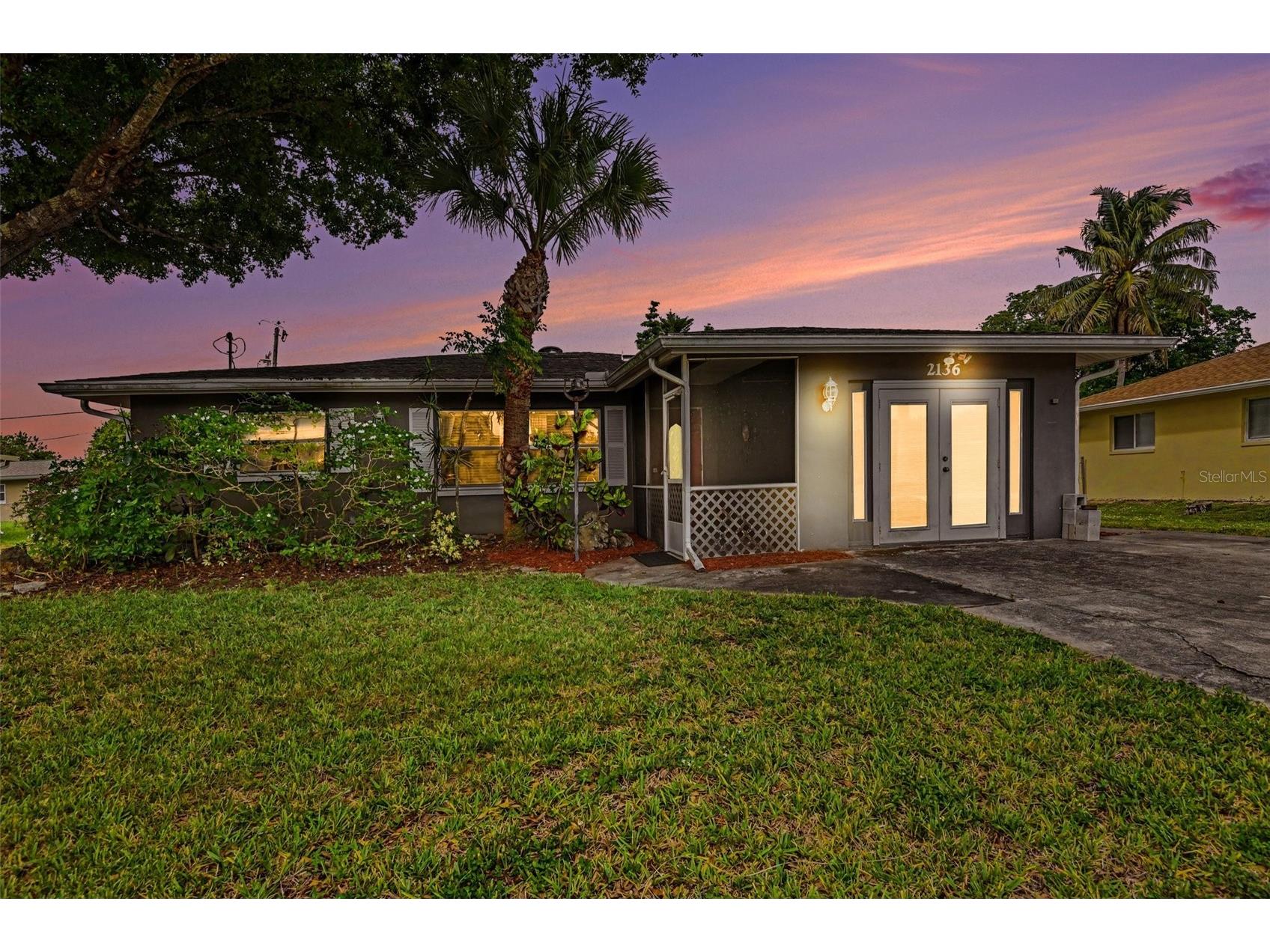 2136 Flora Avenue Fort Myers FL 33907 O6416297 image1