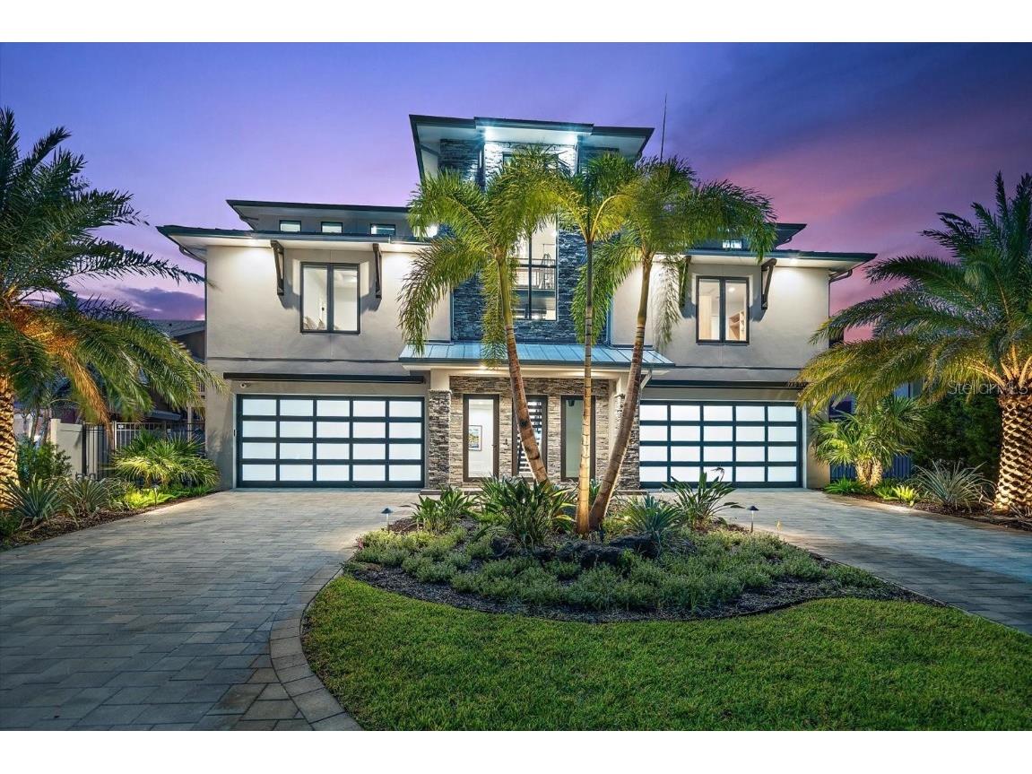 2136 Harbor View Drive Dunedin FL 34698 - INTRACOASTAL WATERWAY TB8408255 image1