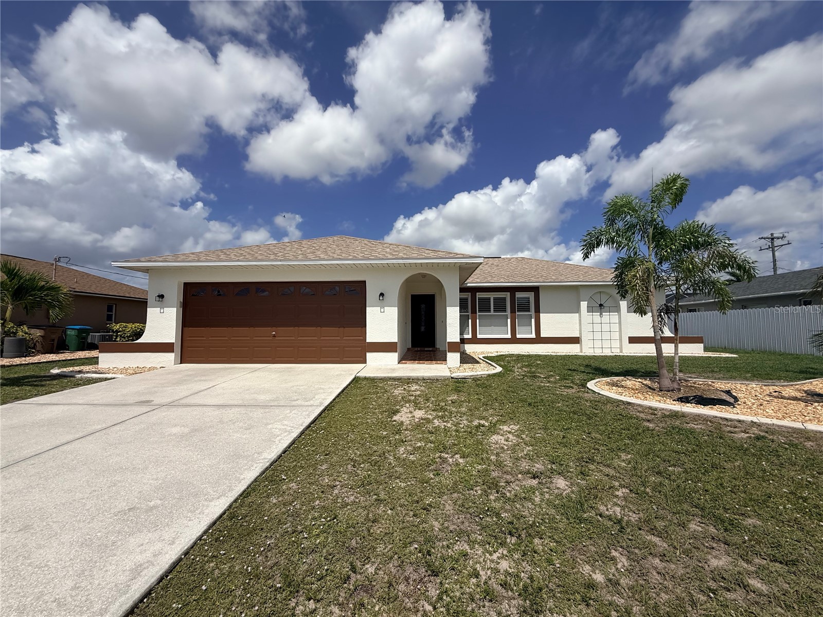 2136 SE 1st Avenue Cape Coral FL 33990 C7526803 image1