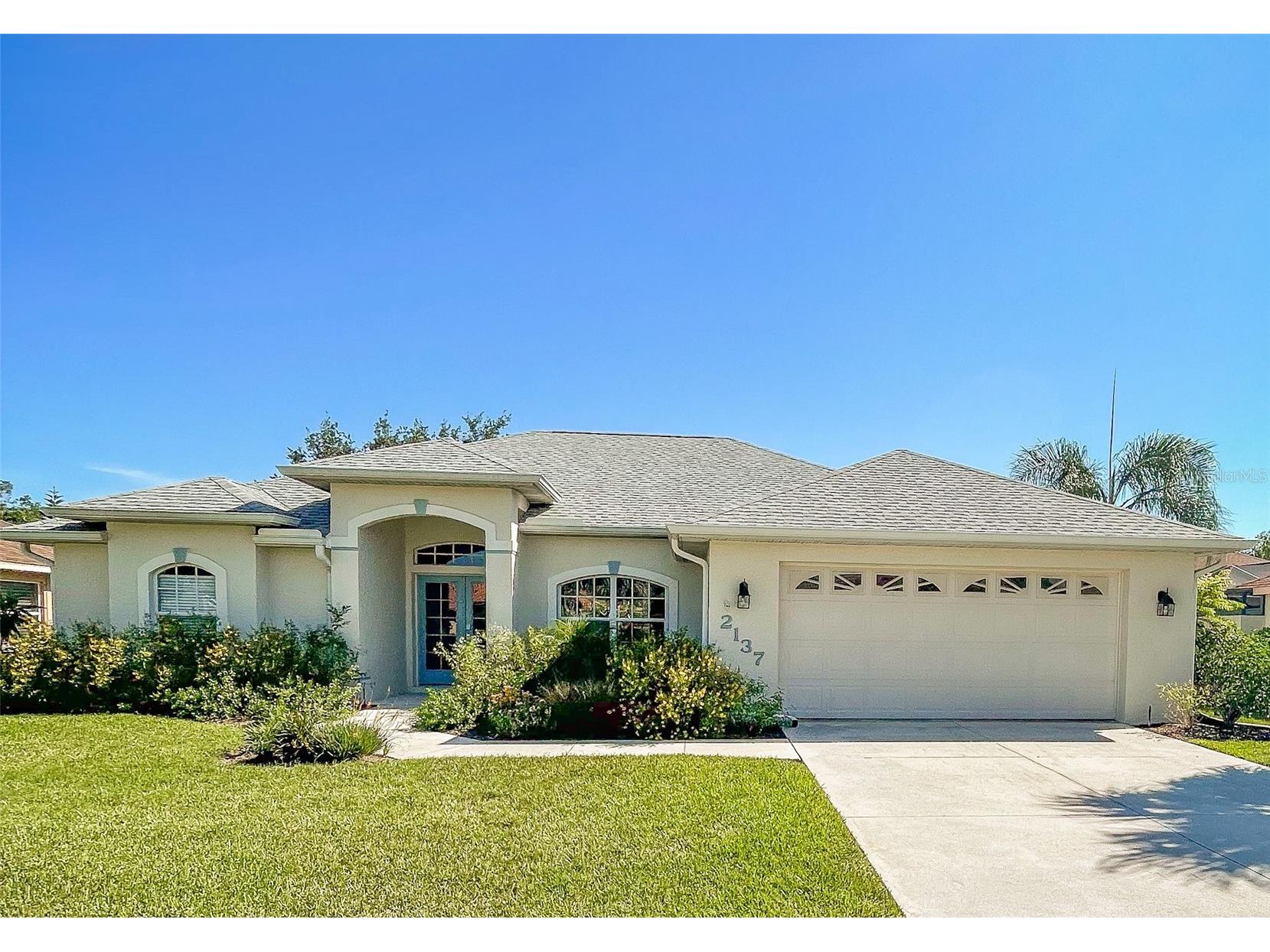 2137 Date Palm Way Venice FL 34292 A4690778 image1