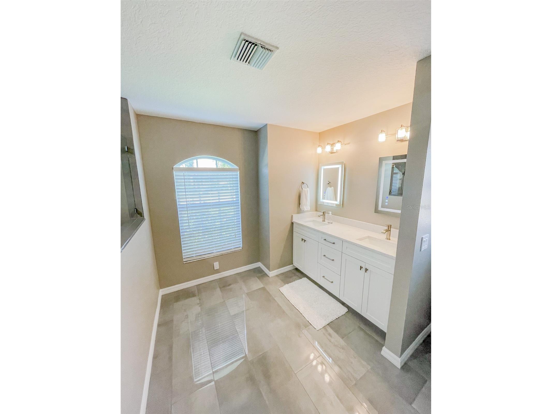 2137 Date Palm Way Venice FL 34292 A4690778 image8