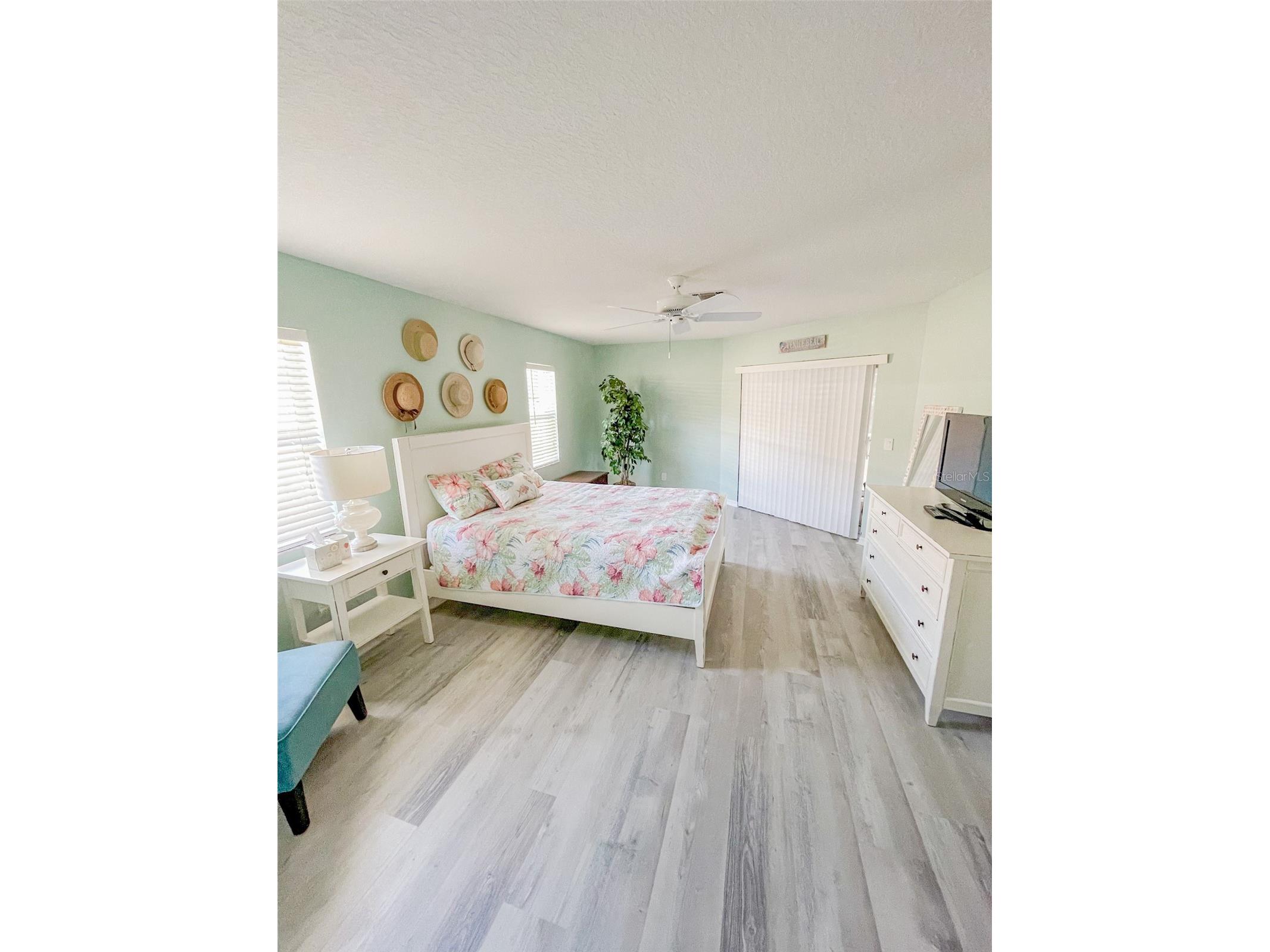 2137 Date Palm Way Venice FL 34292 A4690778 image9