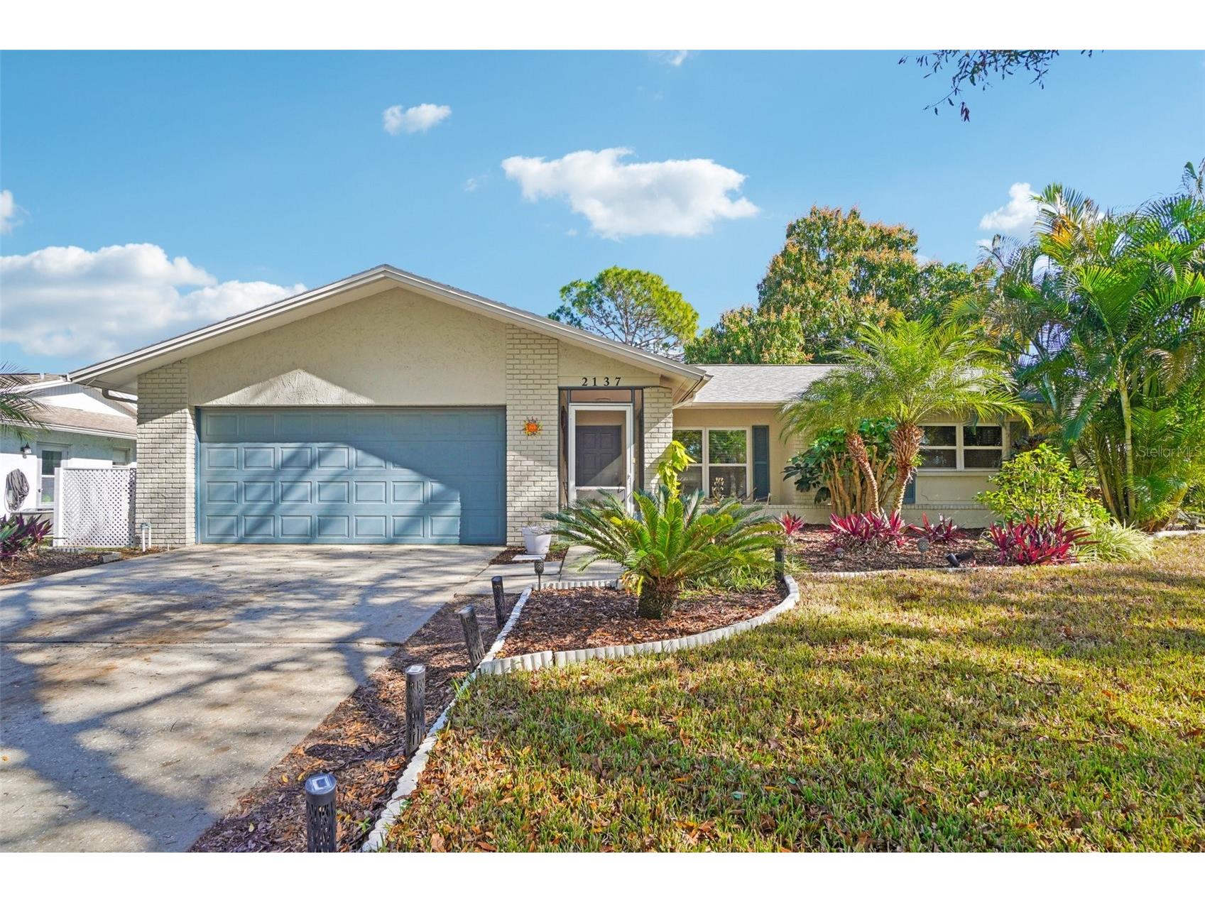 2137 Malcolm Drive Palm Harbor FL 34684 TB8462729 image1