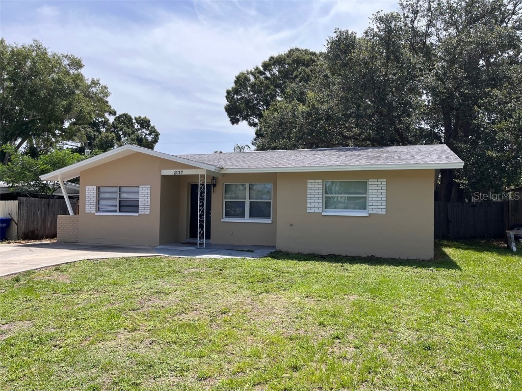 2137 Nellie Street Largo FL 33774 W7855829 image1