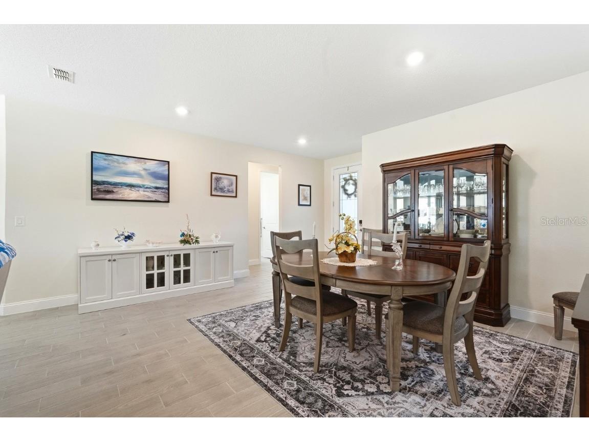 2137 Raglan Circle Ormond Beach FL 32174 V4946417 image2