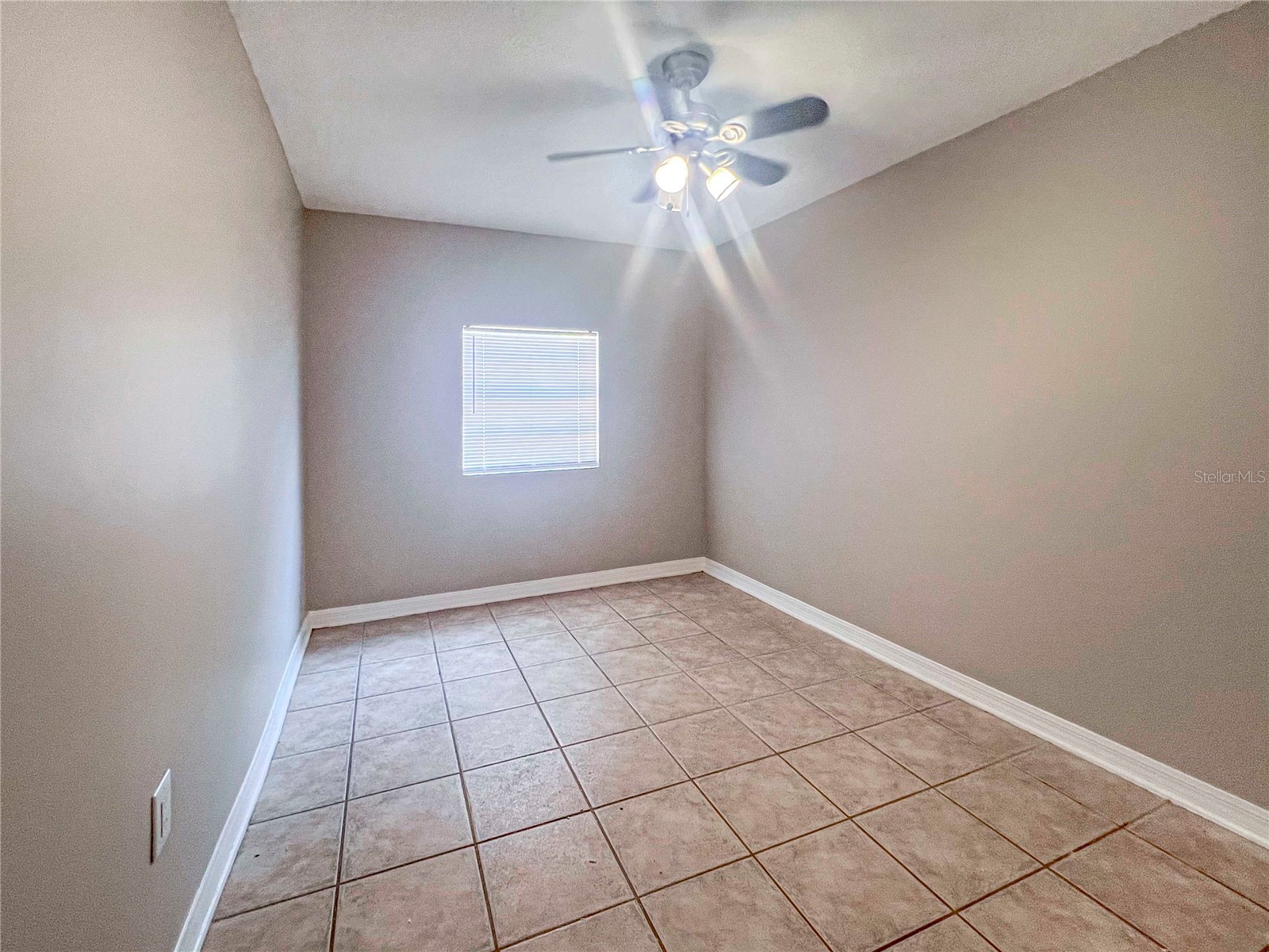 2137 Roselawn Street #A Sarasota FL 34231 A4698874 image10