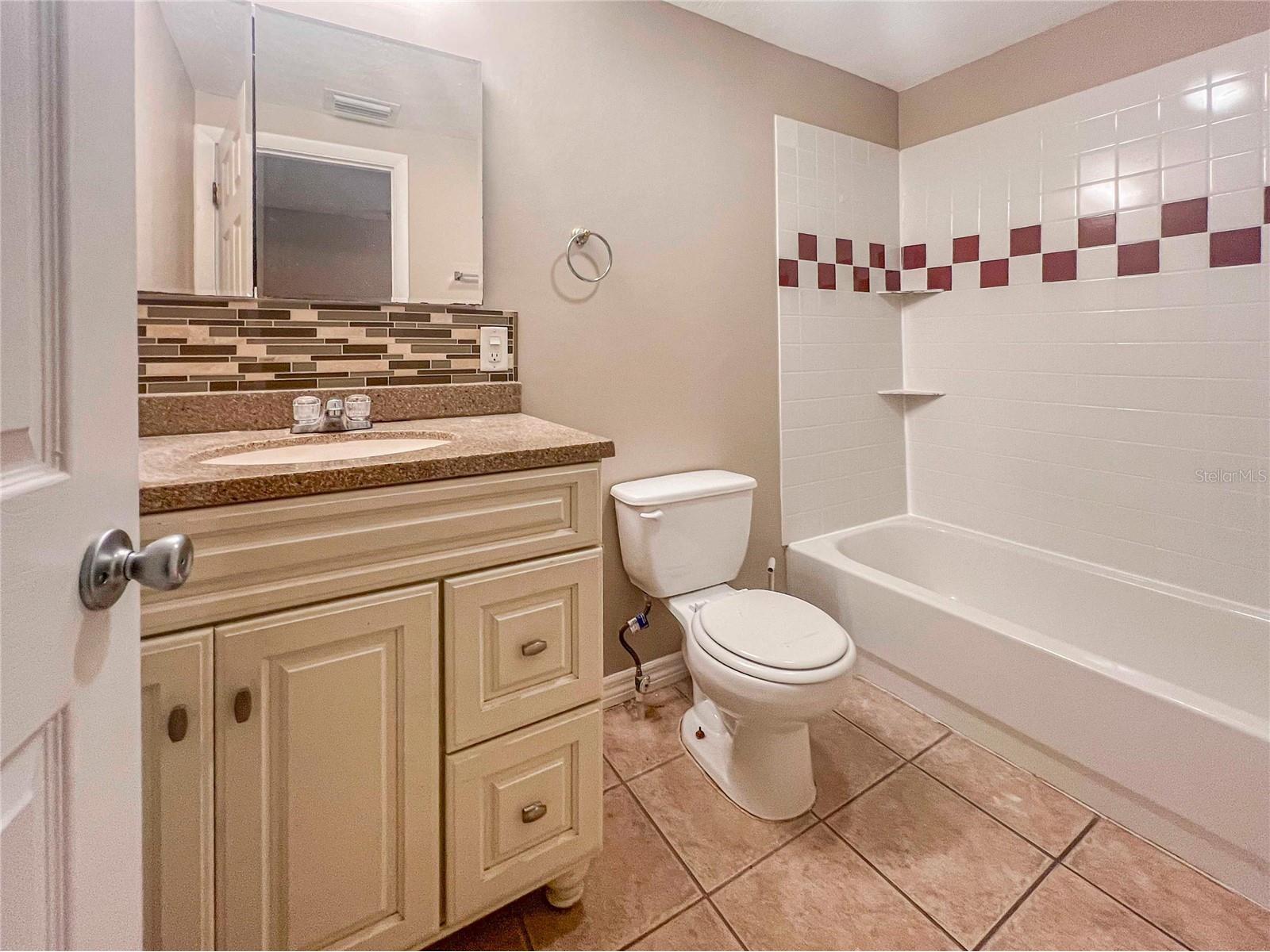 2137 Roselawn Street #A Sarasota FL 34231 A4698874 image12