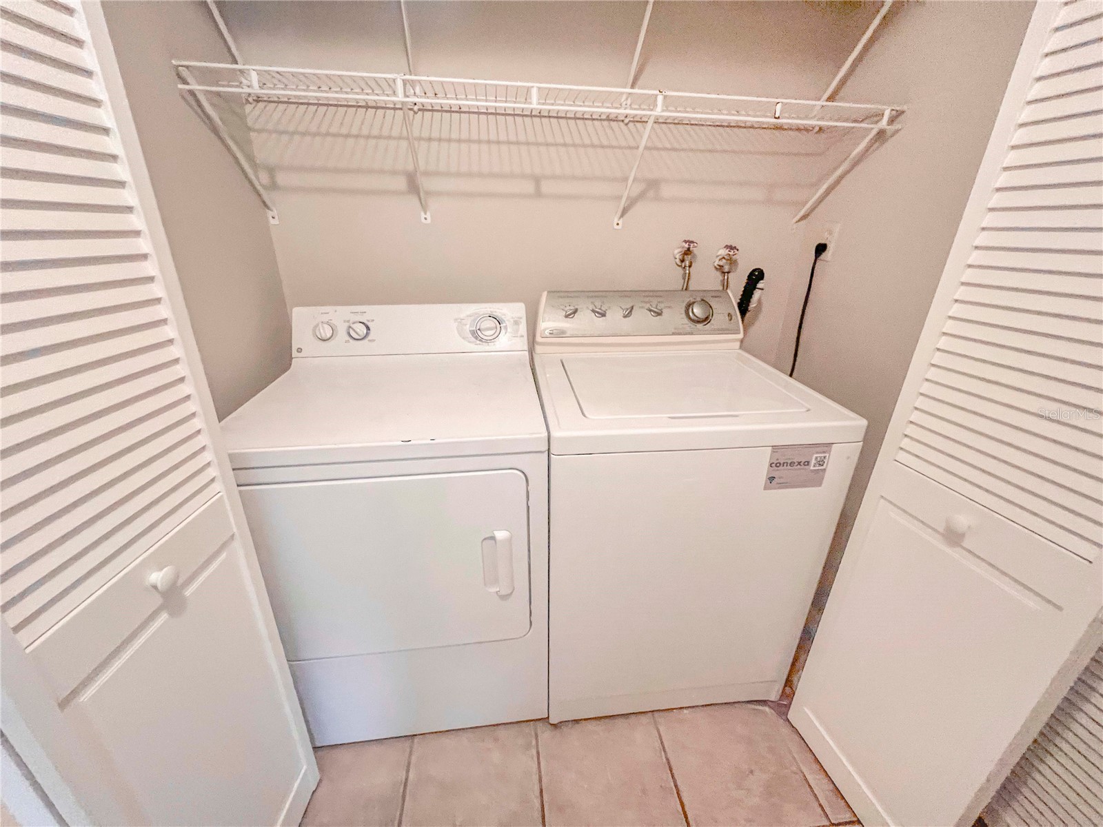 2137 Roselawn Street #A Sarasota FL 34231 A4698874 image14