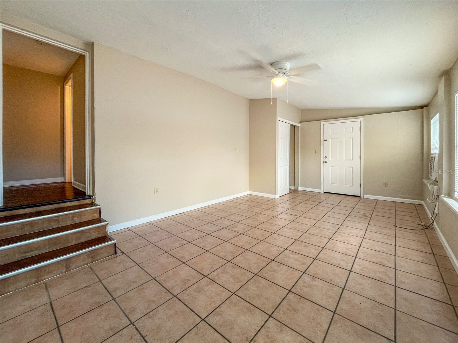 2137 Roselawn Street #B Sarasota FL 34231 A4682977 image3