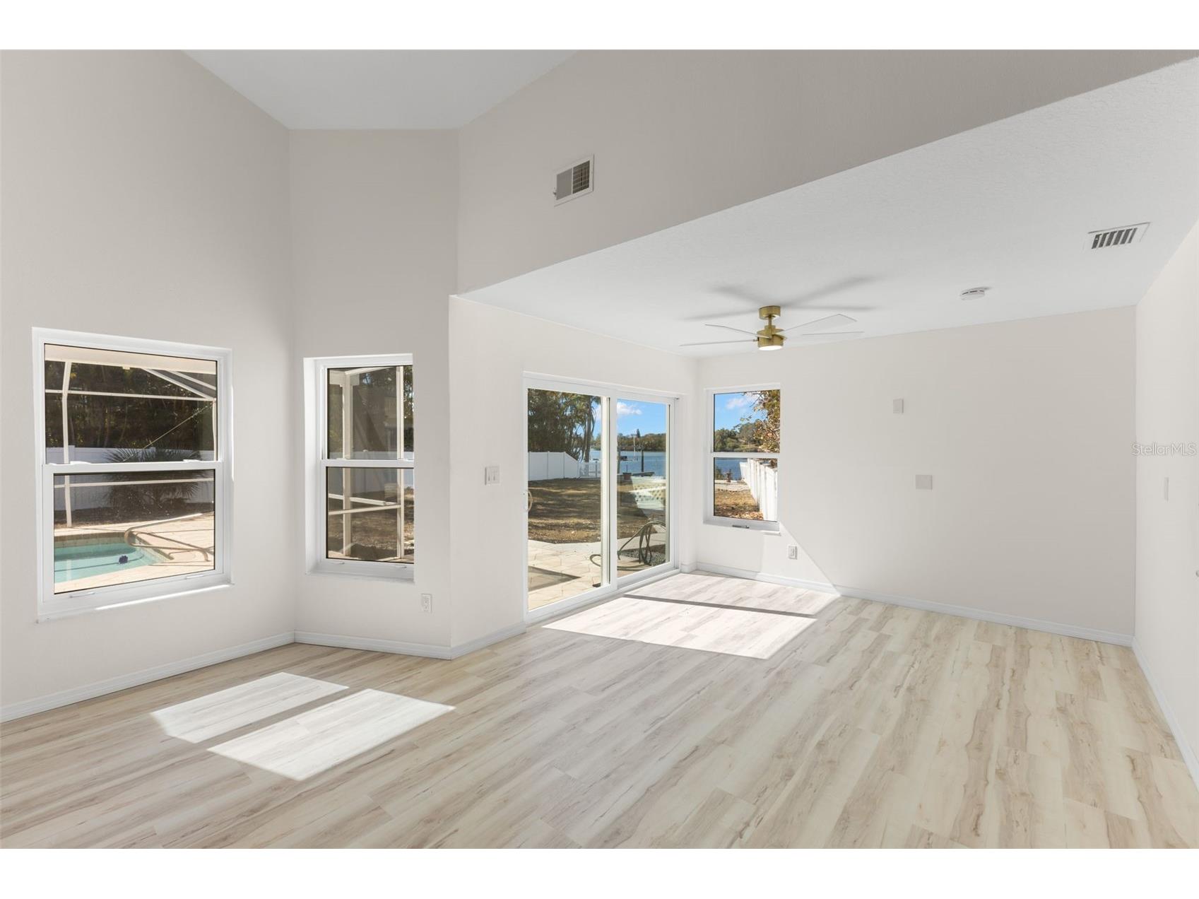 2138 Bayou Drive Holiday FL 34691 TB8469784 image28