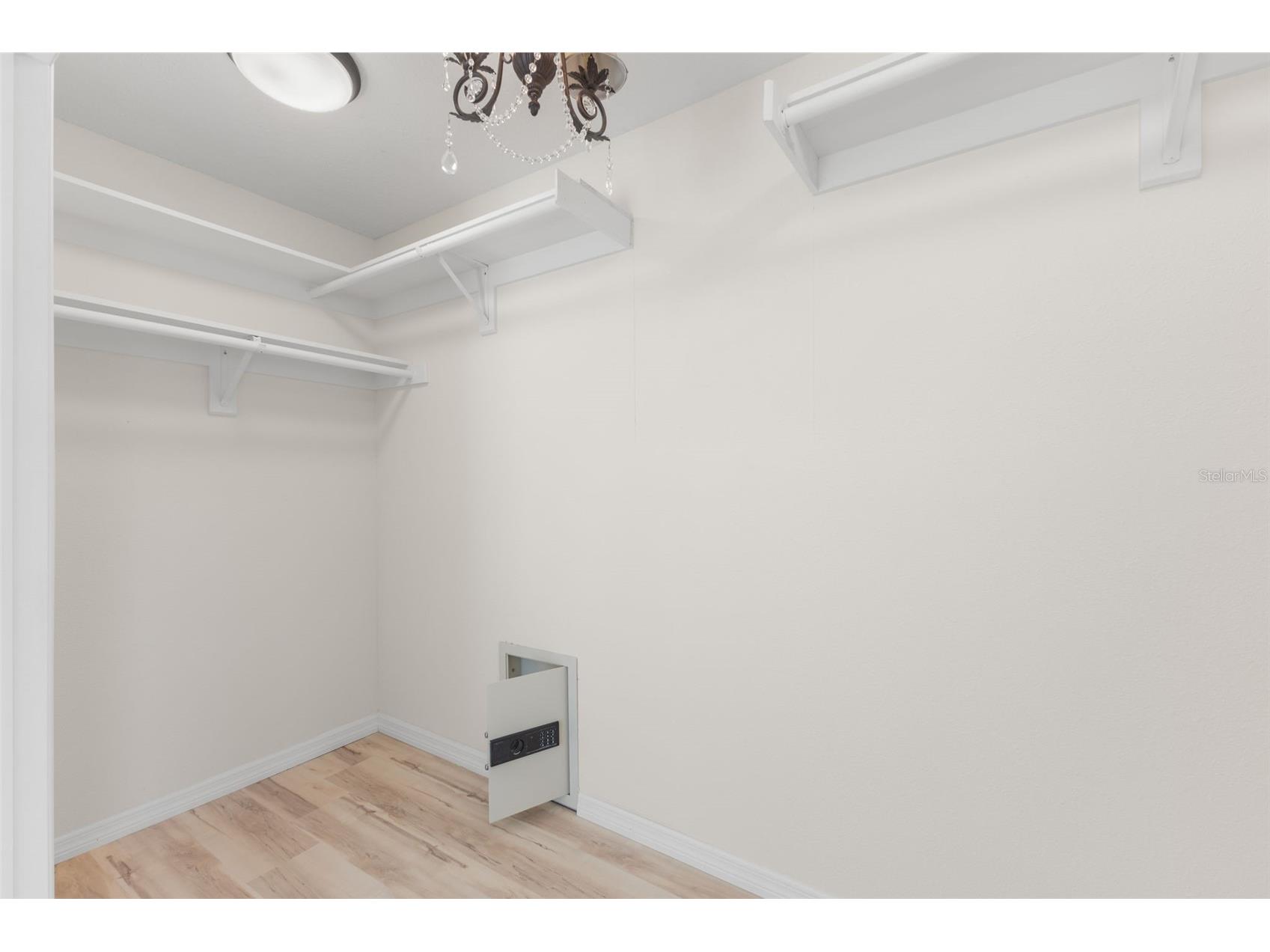 2138 Bayou Drive Holiday FL 34691 TB8469784 image32