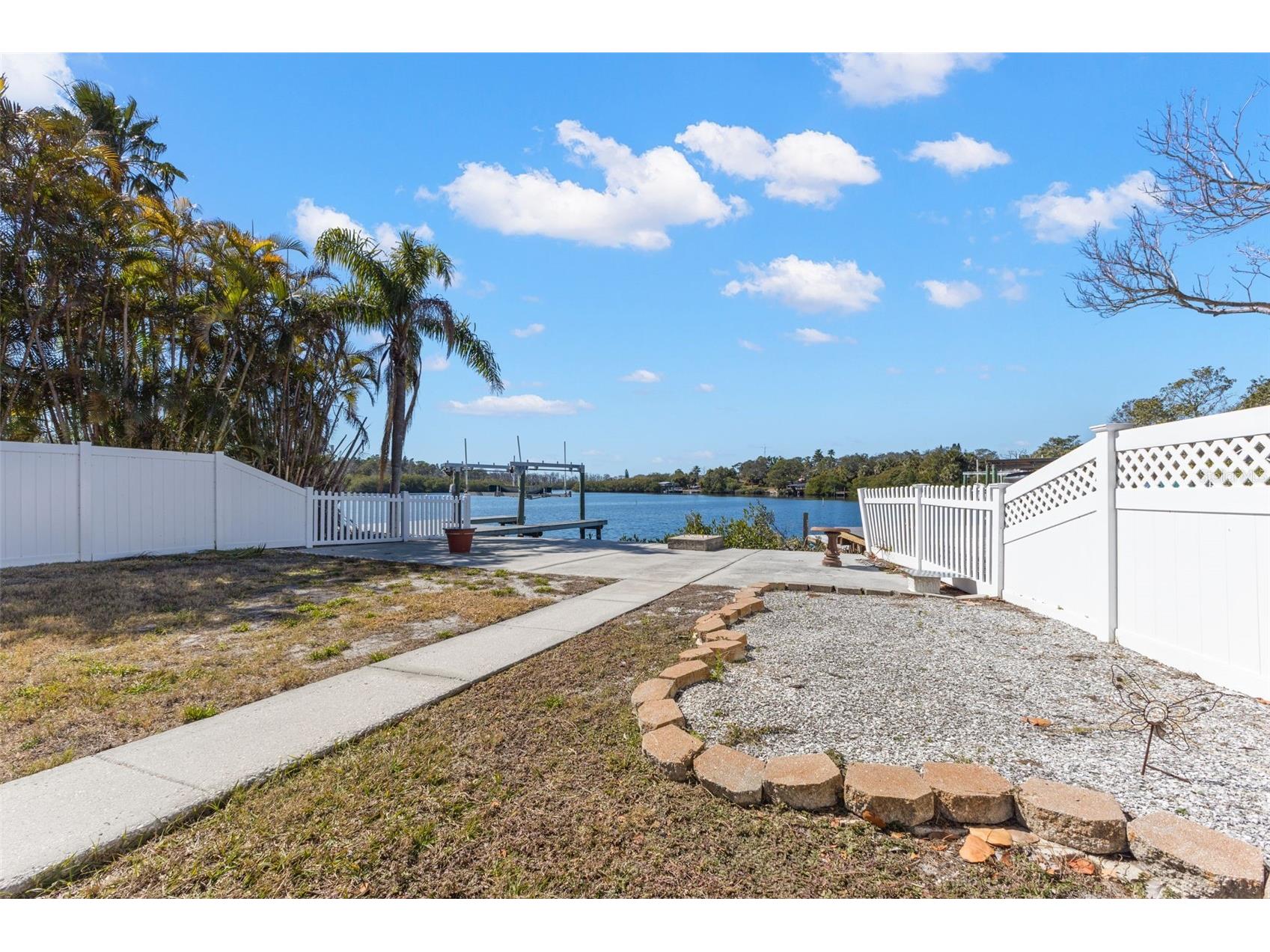 2138 Bayou Drive Holiday FL 34691 TB8469784 image53