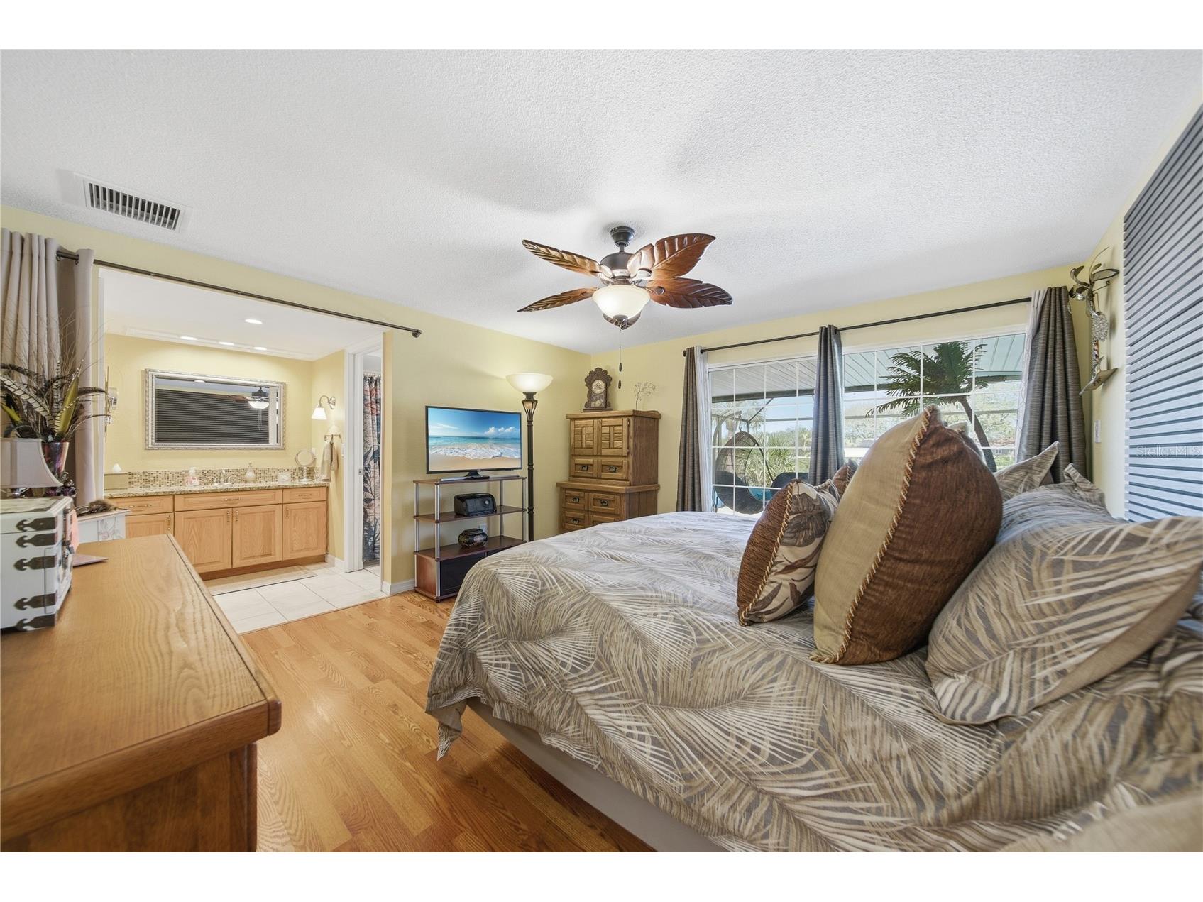 2138 Egret Drive Clearwater FL 33764 TB8490422 image15