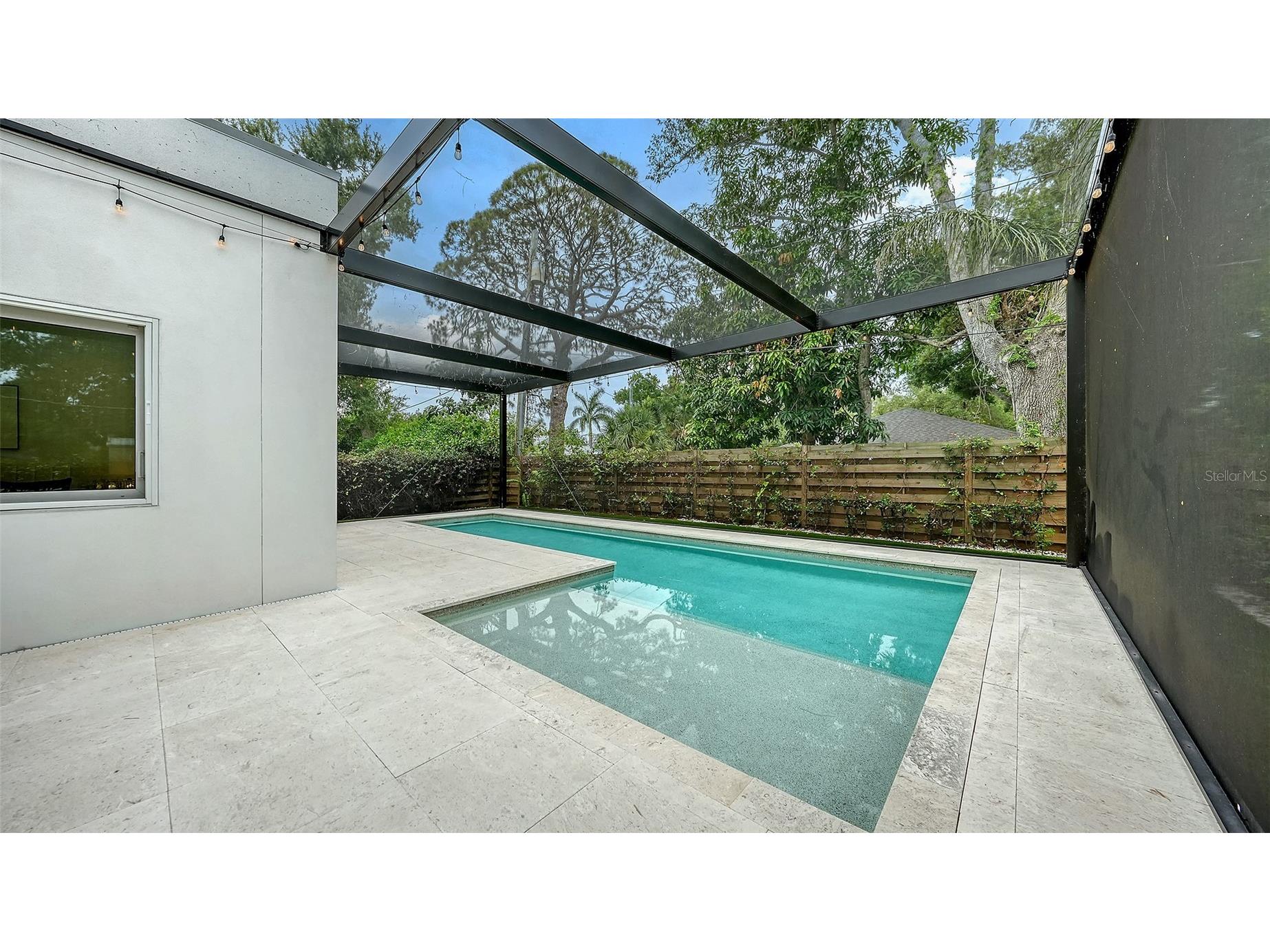 2138 Hawthorne Street Sarasota FL 34239 A4696176 image34