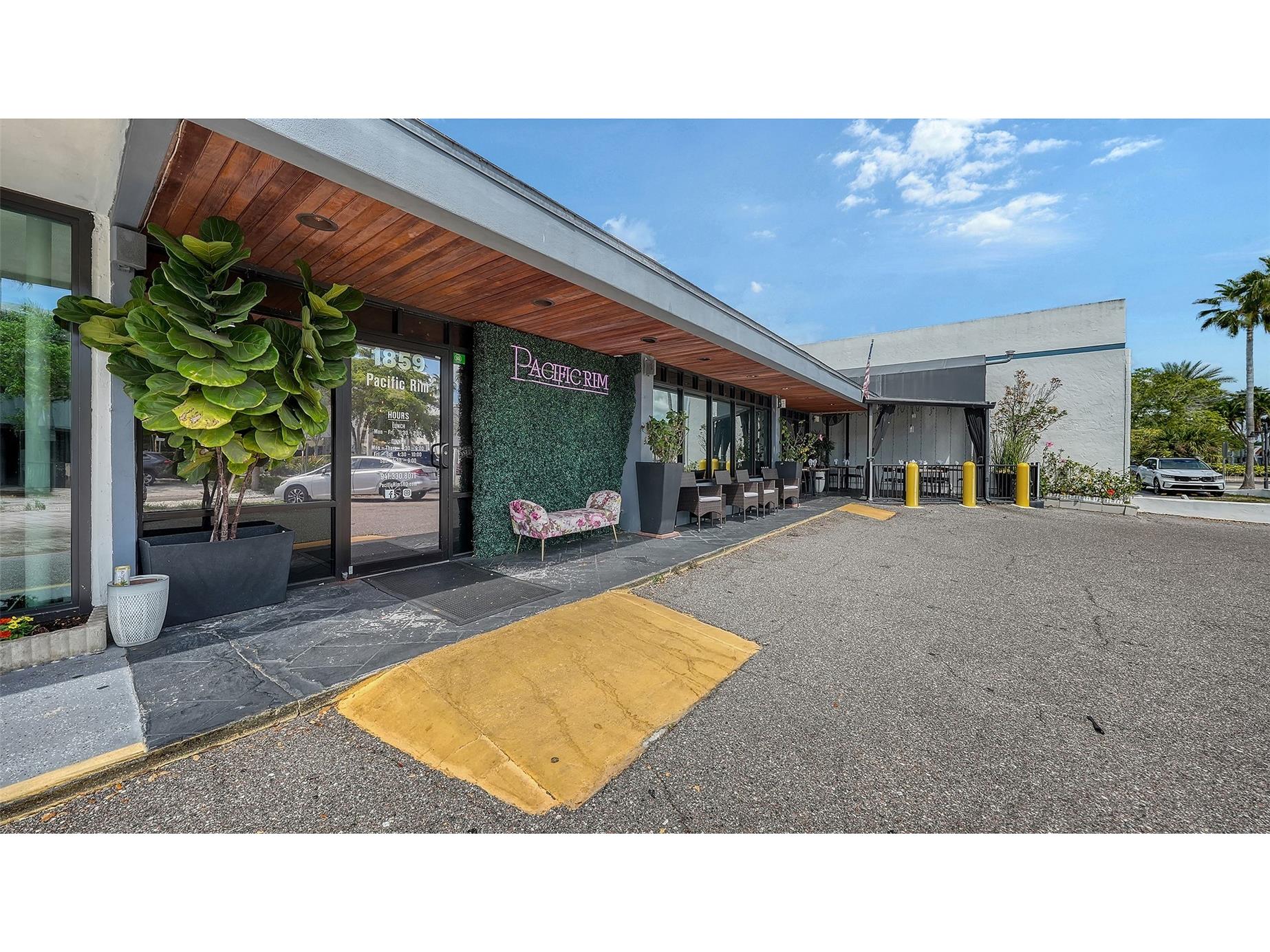 2138 Hawthorne Street Sarasota FL 34239 A4696176 image53
