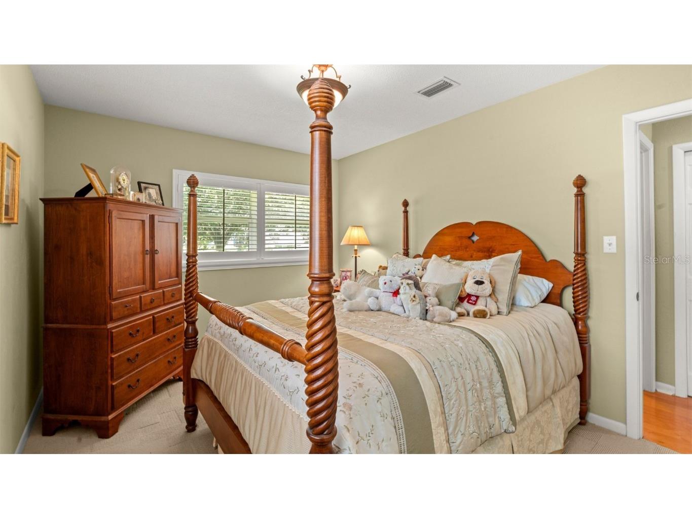 2138 NW 30th Place Gainesville FL 32605 GC533653 image16