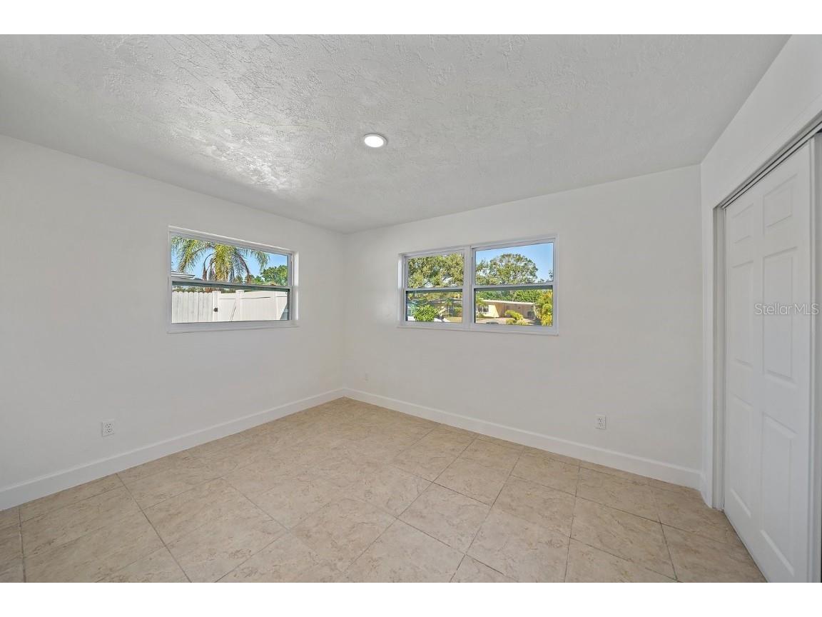 2138 Pine Terrace Sarasota FL 34231 O6367163 image18