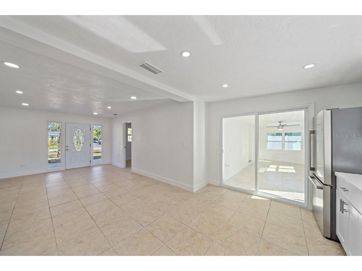 2138 Pine Terrace Sarasota FL 34231 O6367163 image6