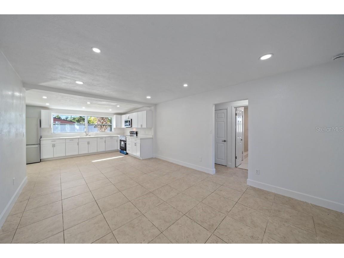 2138 Pine Terrace Sarasota FL 34231 O6367163 image9