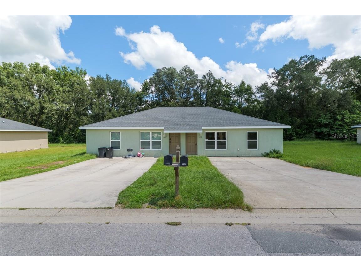 2139 & 2145 NE 78th Lane Ocala FL 34479 OM704356 image1