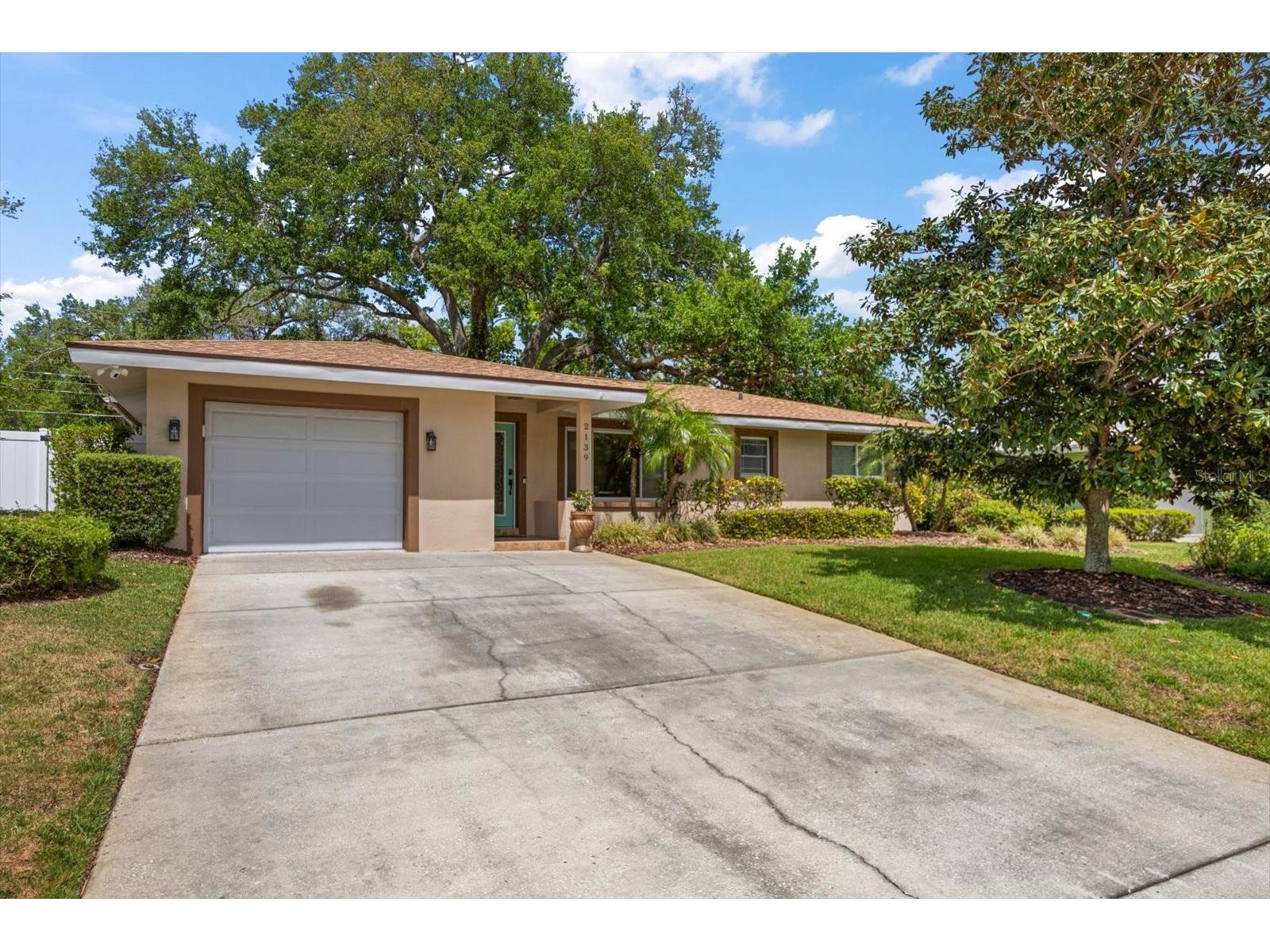 2139 Lanai Avenue Belleair Bluffs FL 33770 TB8494245 image1