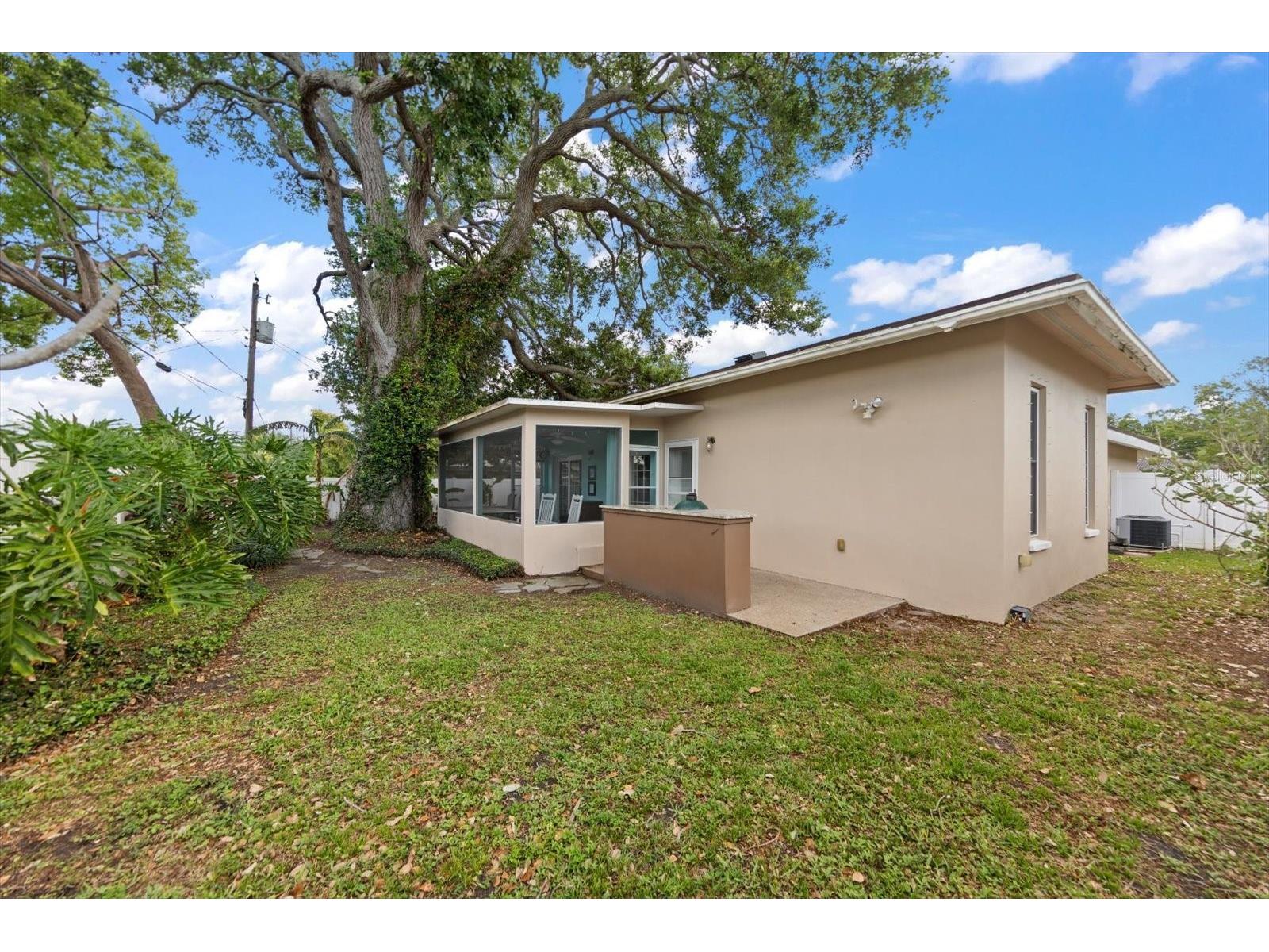 2139 Lanai Avenue Belleair Bluffs FL 33770 TB8494245 image29