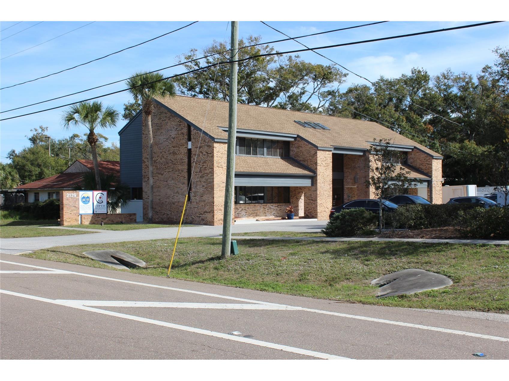 2139 NE Coachman Road Clearwater FL 33765 TB8466740 image1