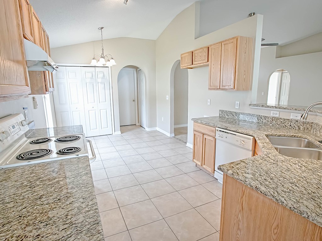2139 Sandridge Circle Eustis FL 32726 G5113175 image10