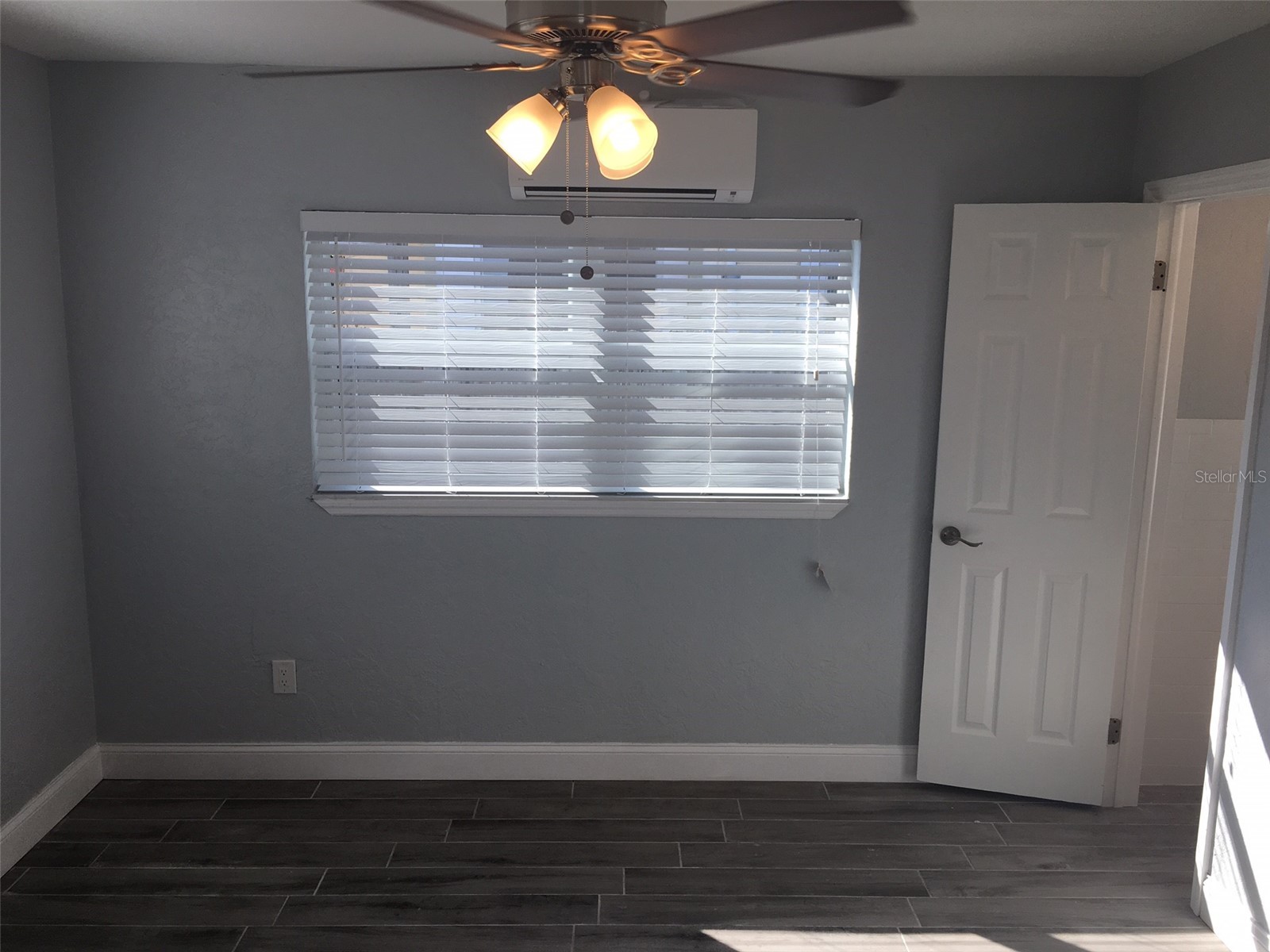 214 12th Avenue N #B Saint Petersburg FL 33701 TB8484220 image5