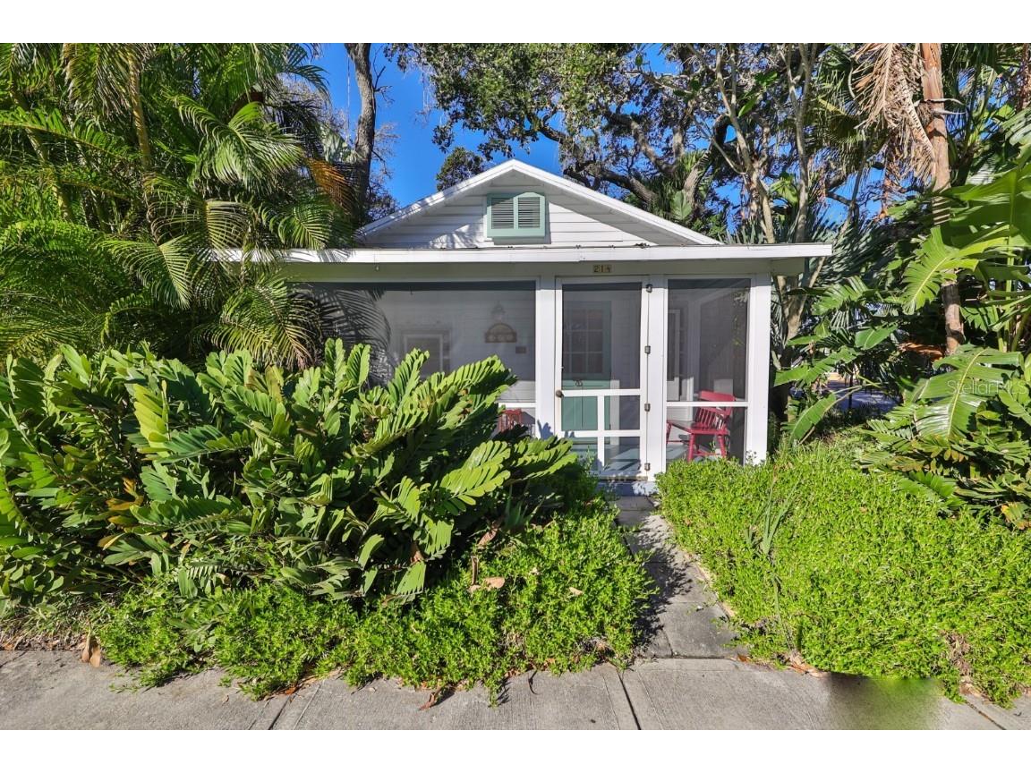 214 1st Street Indian Rocks Beach FL 33785 U8181707 image1