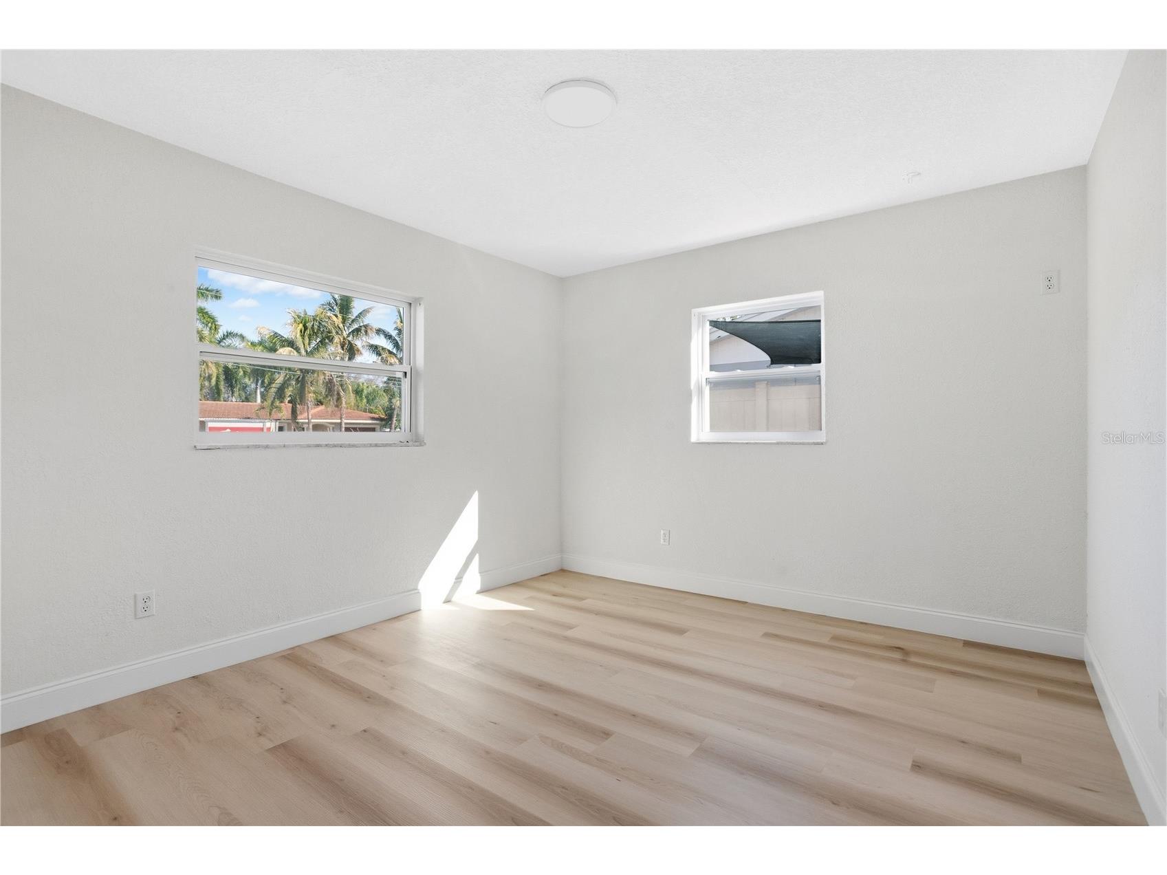 214 45th Avenue NE Saint Petersburg FL 33703 O6378881 image13