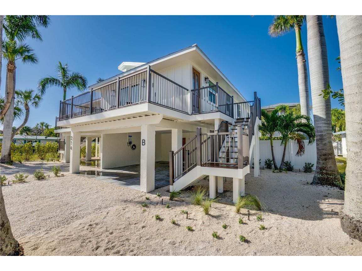 214 64th Street #B Holmes Beach FL 34217 A4615428 image1