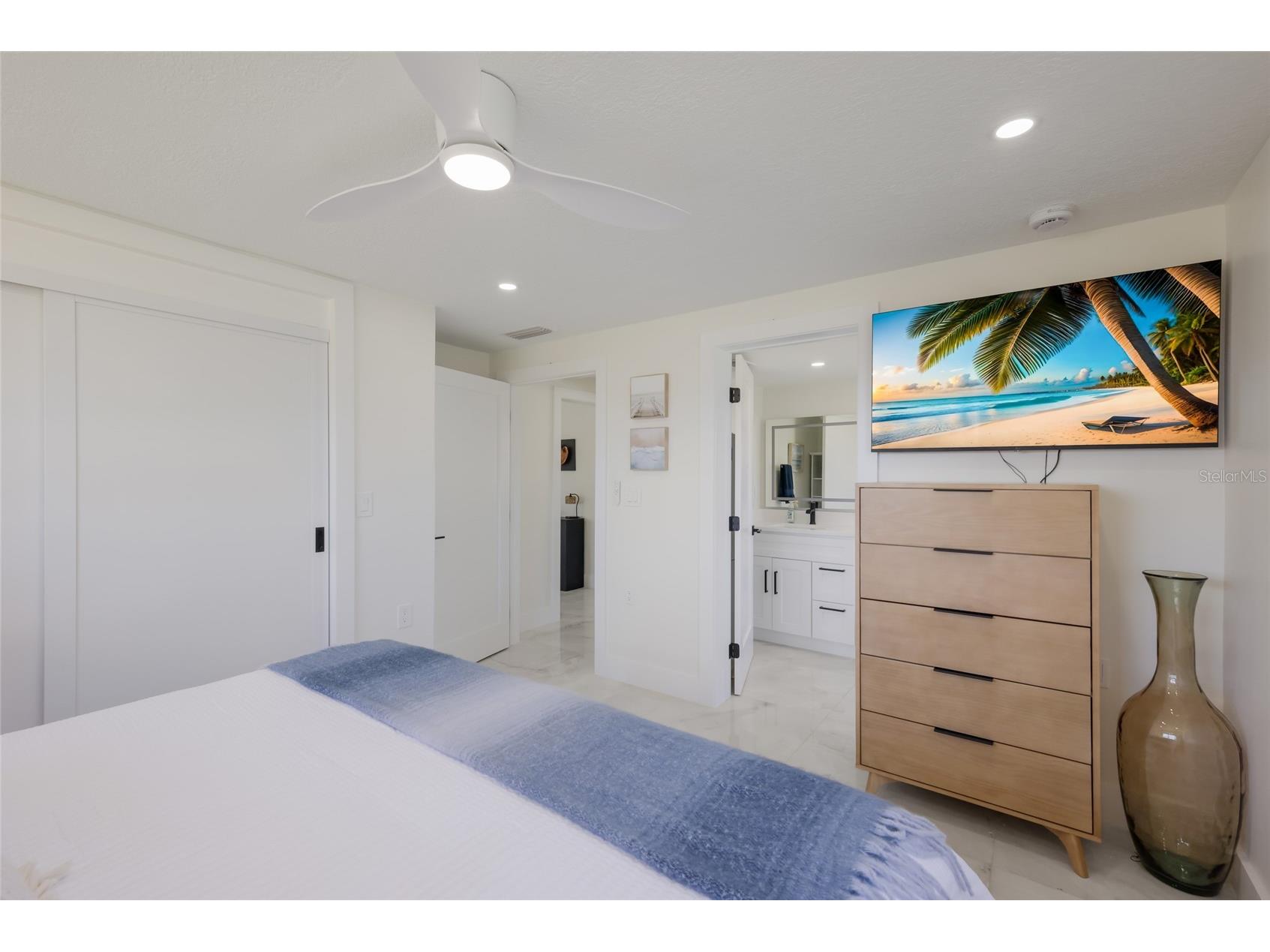214 85th Street Holmes Beach FL 34217 TB8510500 image17