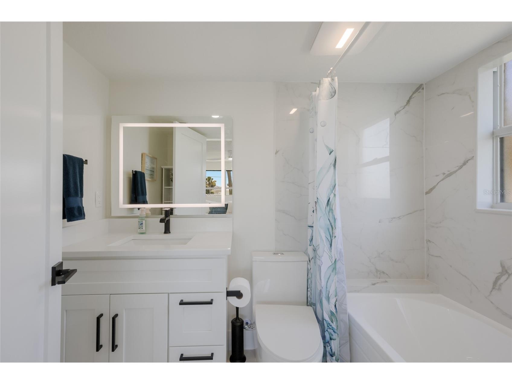 214 85th Street Holmes Beach FL 34217 TB8510500 image18