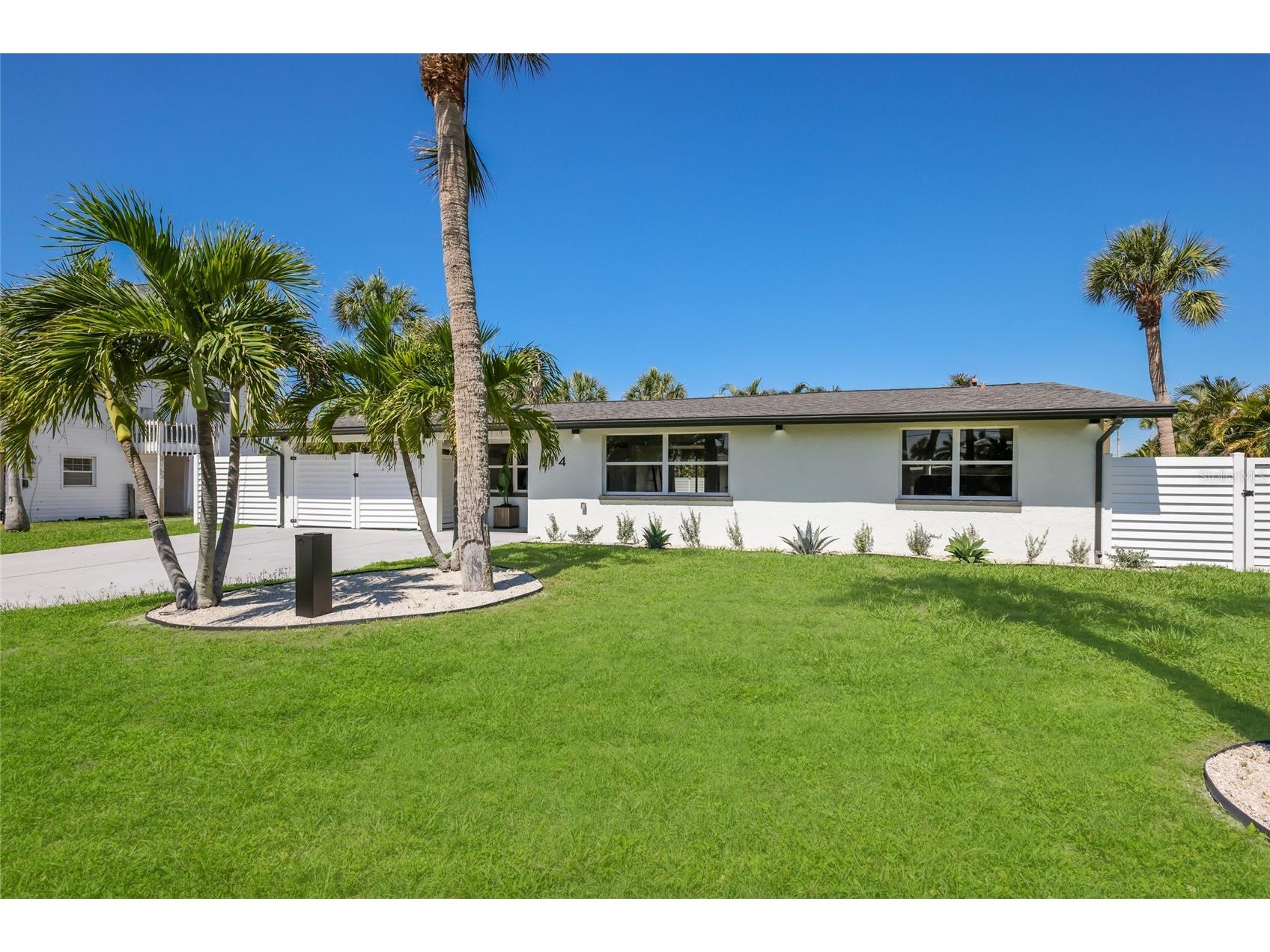 214 85th Street Holmes Beach FL 34217 TB8510500 image3
