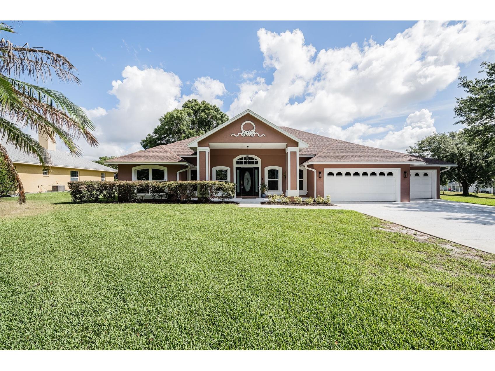 214 Amberly Way Auburndale FL 33823 L4962073 image1