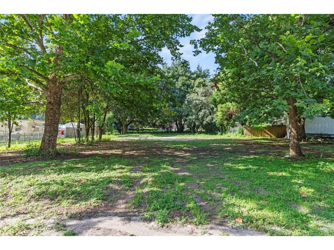 214 Ann Street Lady Lake FL 32159 G5085238 image1