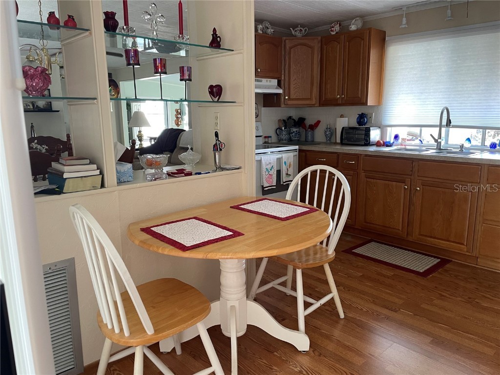 214 Caloosa Lake Circle N Lake Wales FL 33859 P4933980 image8