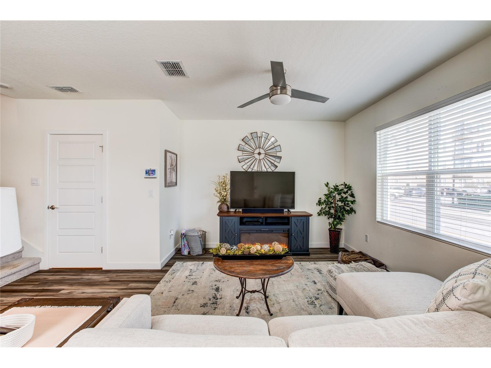 214 E Church Avenue Longwood FL 32750 O6415448 image8