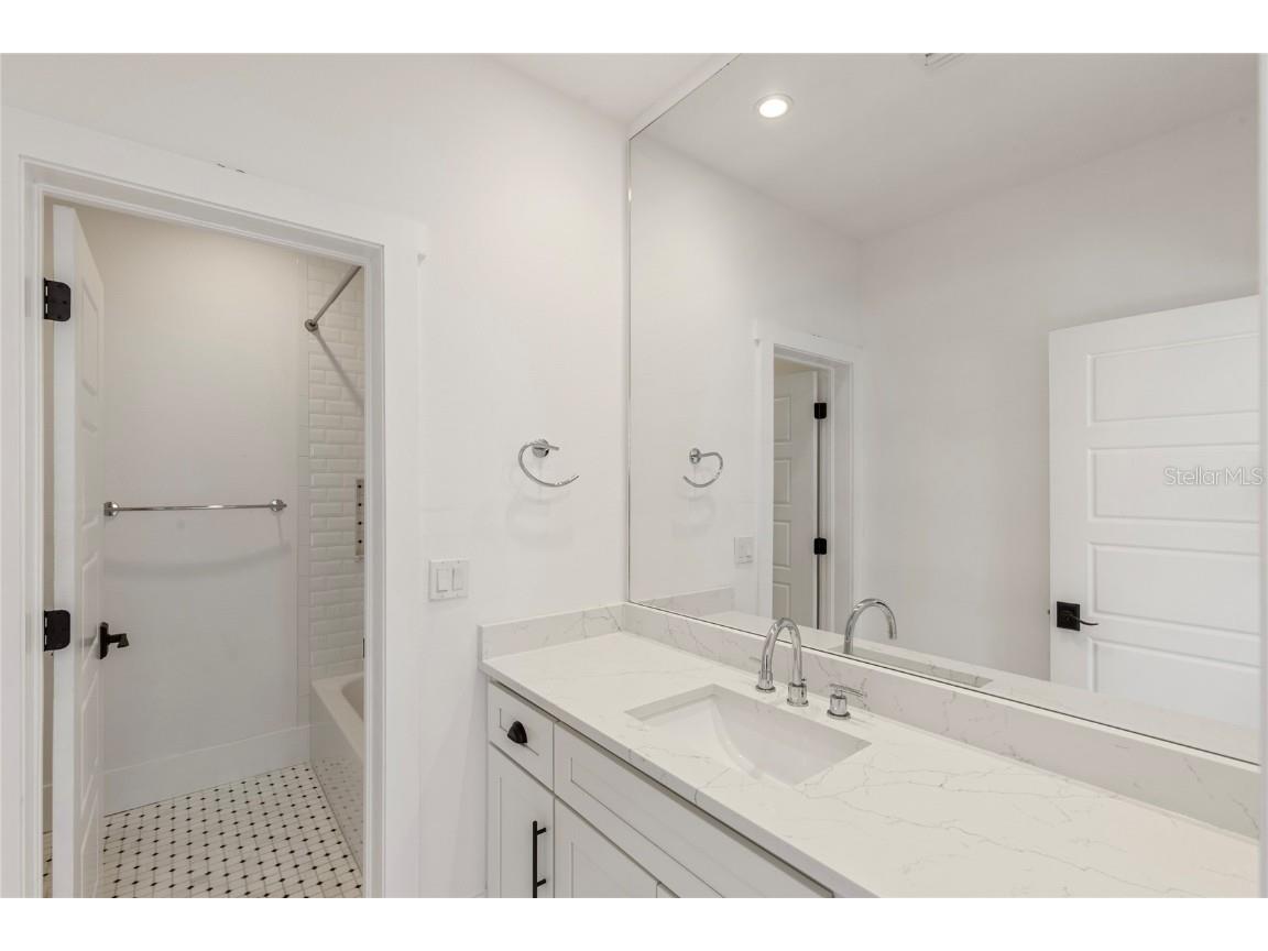 214 E Floribraska Avenue Tampa FL 33603 TB8461747 image30