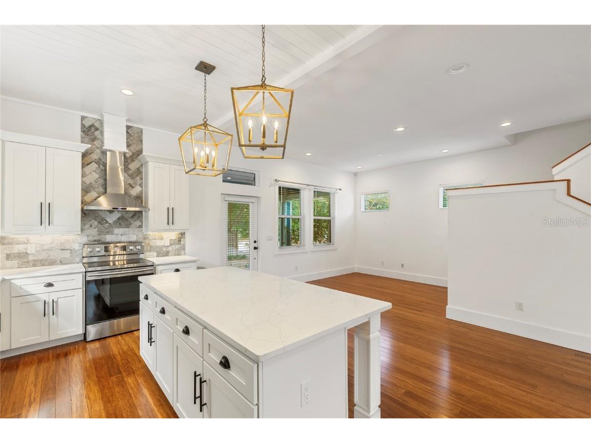 214 E Floribraska Avenue Tampa FL 33603 TB8461747 image5